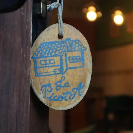 La Picota アパート Cofiñal